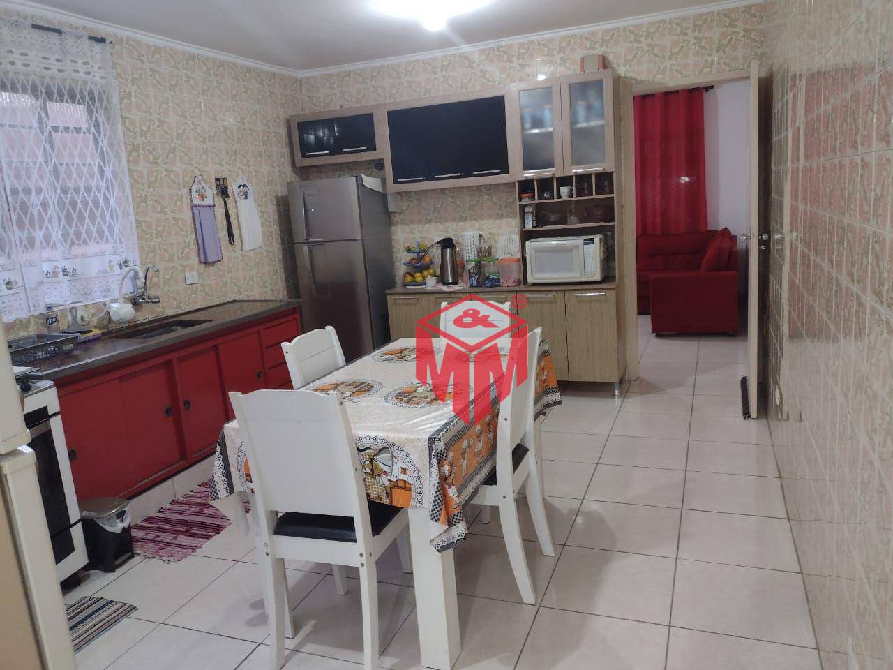 Casa à venda com 3 quartos, 136m² - Foto 4