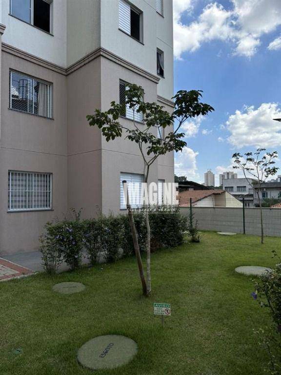 Apartamento à venda com 2 quartos, 40m² - Foto 17