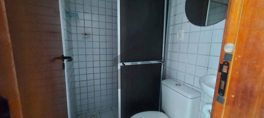 Apartamento para alugar com 3 quartos, 75m² - Foto 15