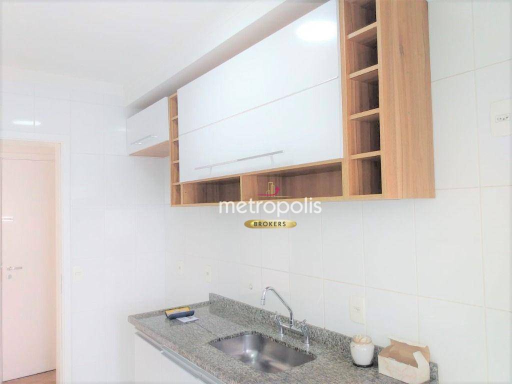 Apartamento para alugar com 2 quartos, 68m² - Foto 12