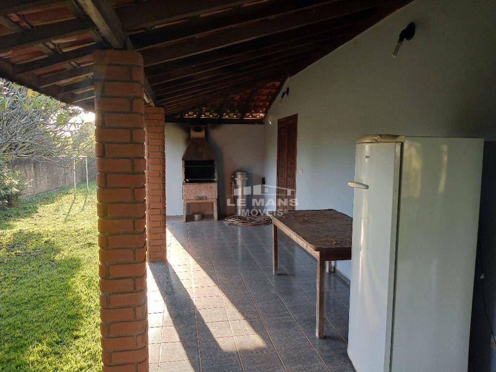 Casa à venda com 3 quartos, 258m² - Foto 22