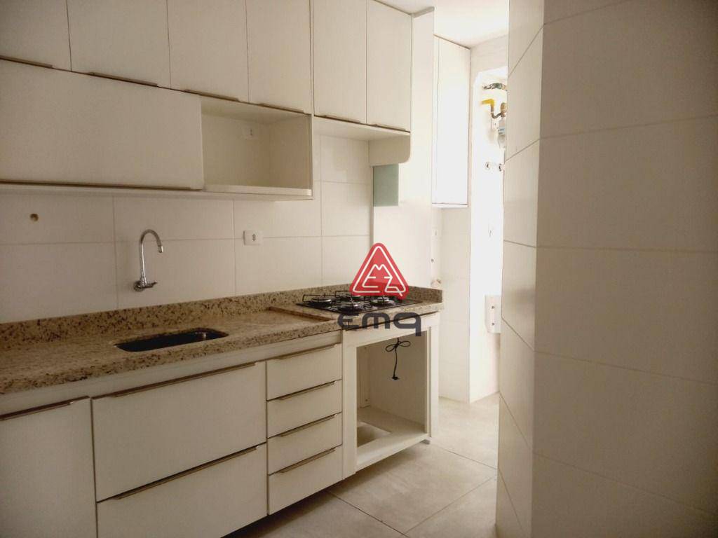 Apartamento para alugar com 3 quartos, 66m² - Foto 14