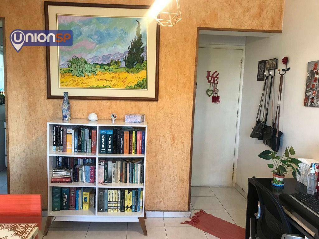 Apartamento à venda com 1 quarto, 43m² - Foto 9