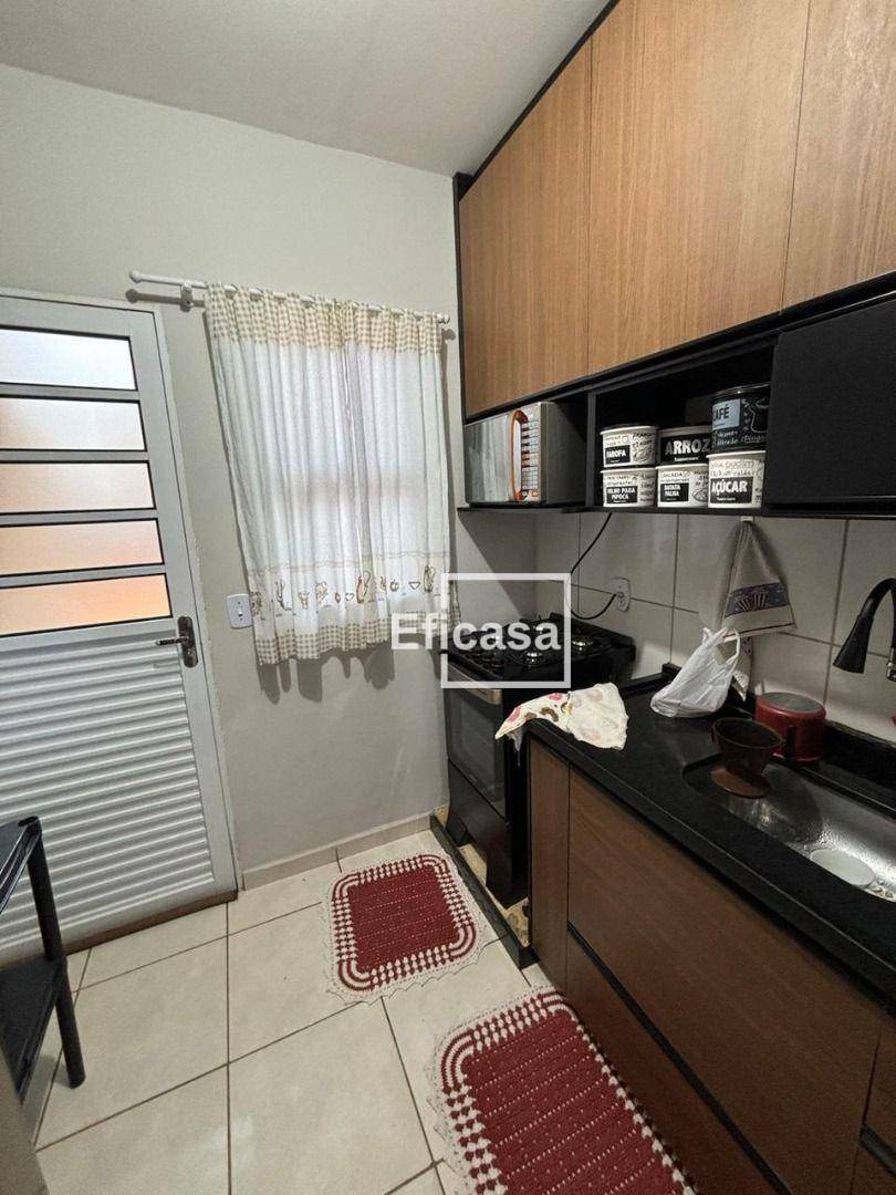 Casa à venda com 2 quartos, 80m² - Foto 19