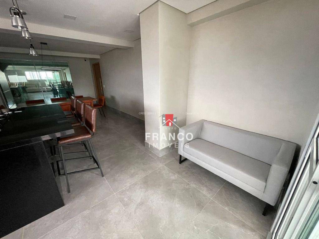 Apartamento à venda com 2 quartos, 70m² - Foto 22