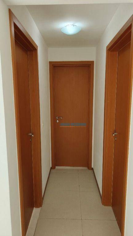 Apartamento à venda com 2 quartos, 70m² - Foto 6