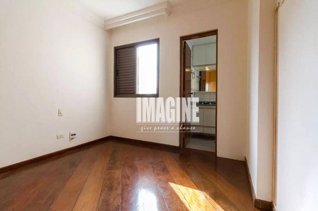 Apartamento à venda com 3 quartos, 90m² - Foto 8