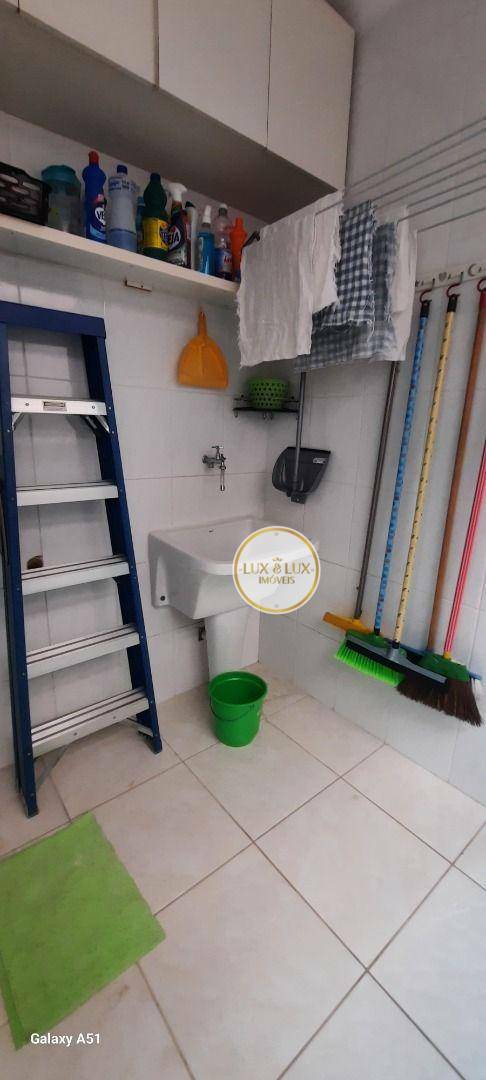 Apartamento à venda com 3 quartos, 200m² - Foto 5