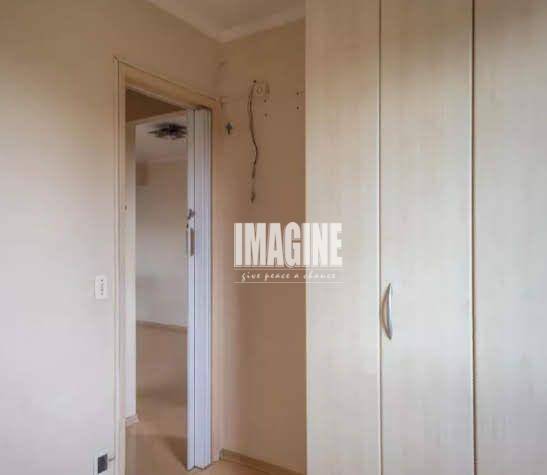 Apartamento à venda com 2 quartos, 49m² - Foto 11