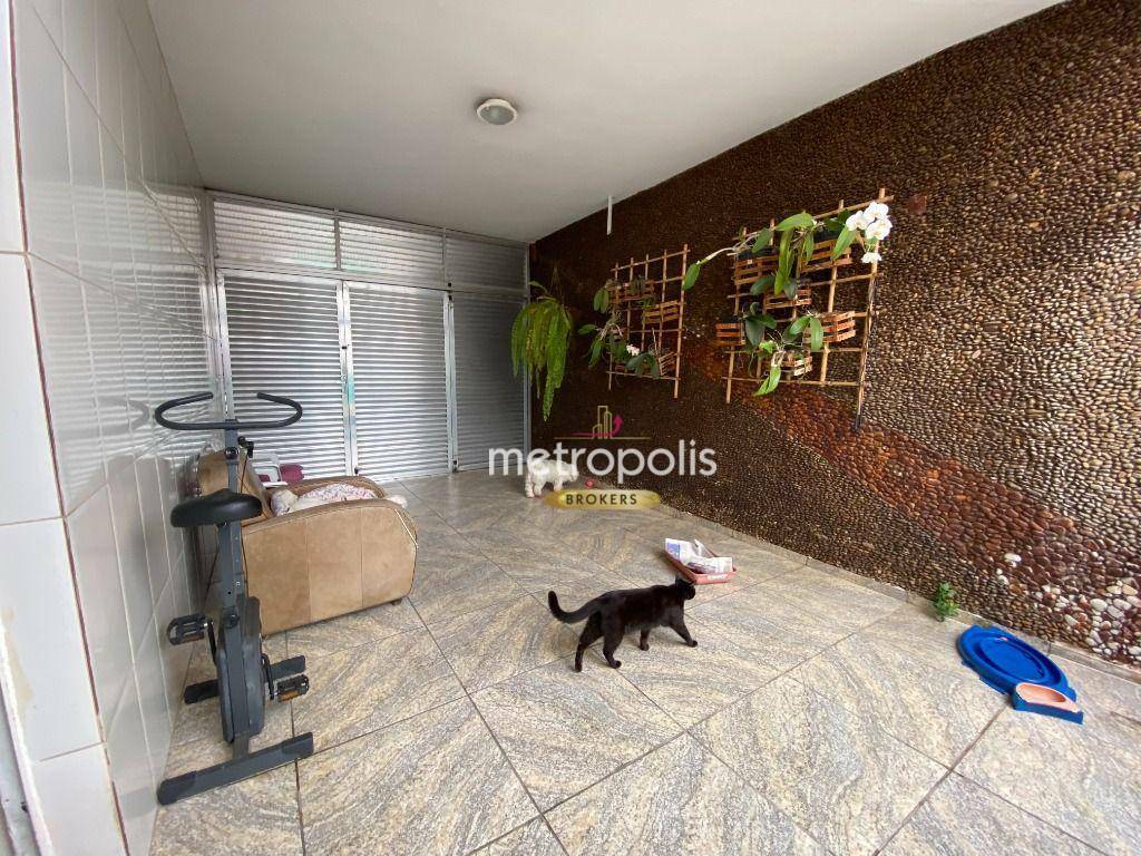 Sobrado à venda com 3 quartos, 250m² - Foto 48