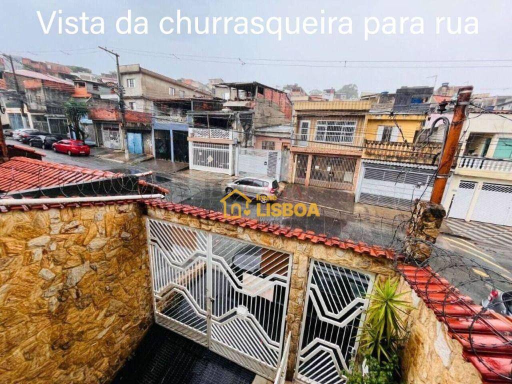 Sobrado à venda com 3 quartos, 230m² - Foto 2