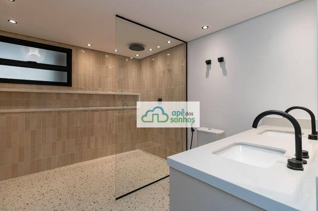 Apartamento à venda com 3 quartos, 221m² - Foto 12