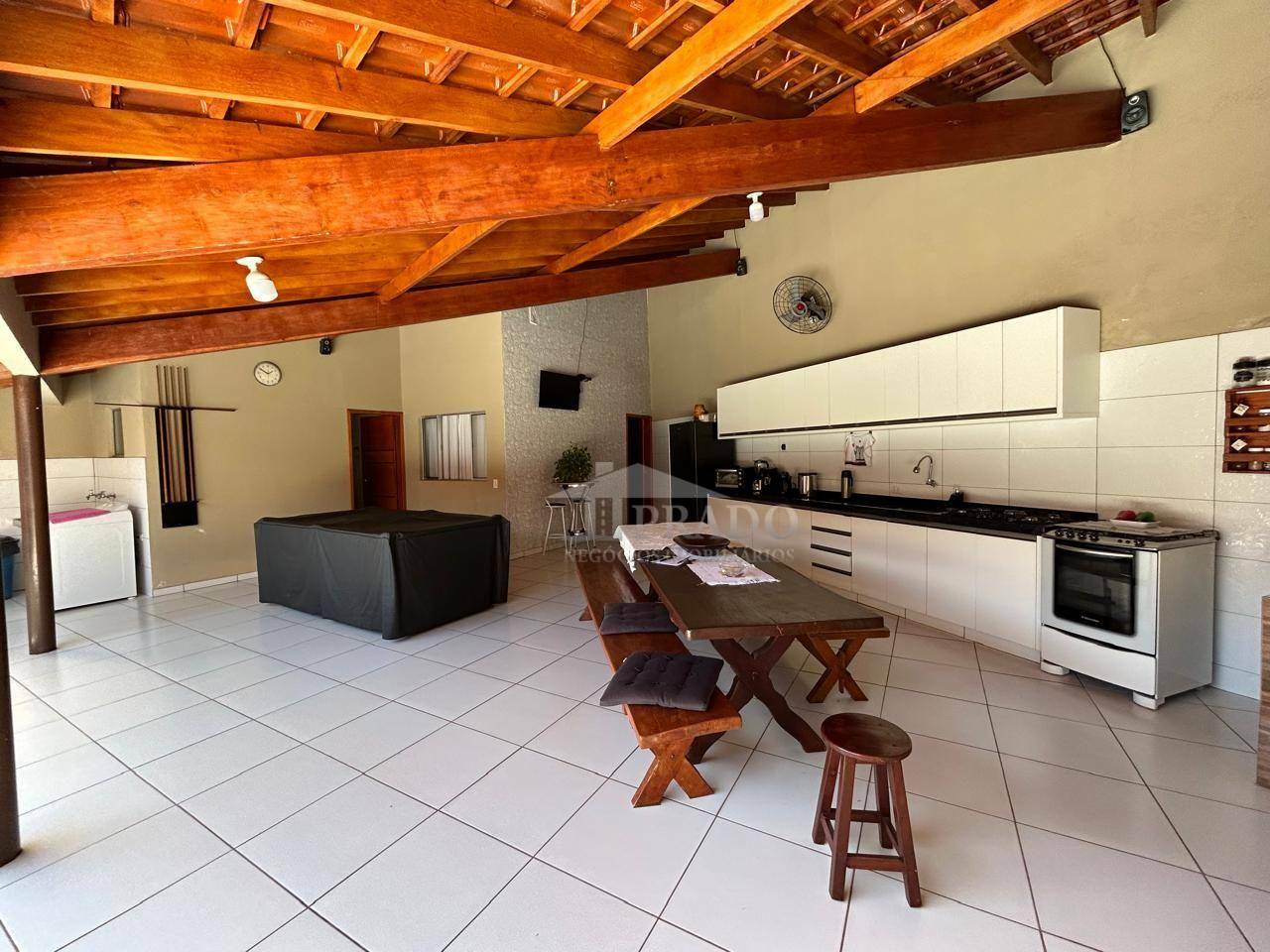 Casa à venda com 4 quartos, 280m² - Foto 16