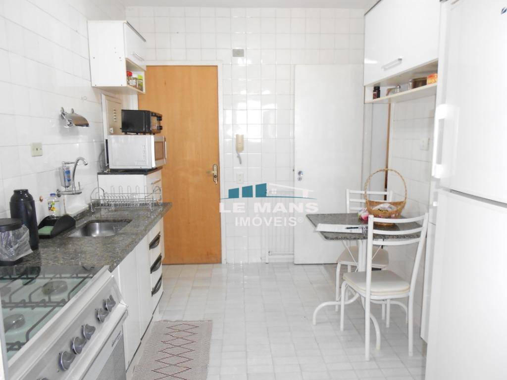 Apartamento à venda com 3 quartos, 95m² - Foto 7