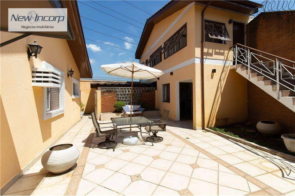 Casa à venda com 3 quartos, 236m² - Foto 23