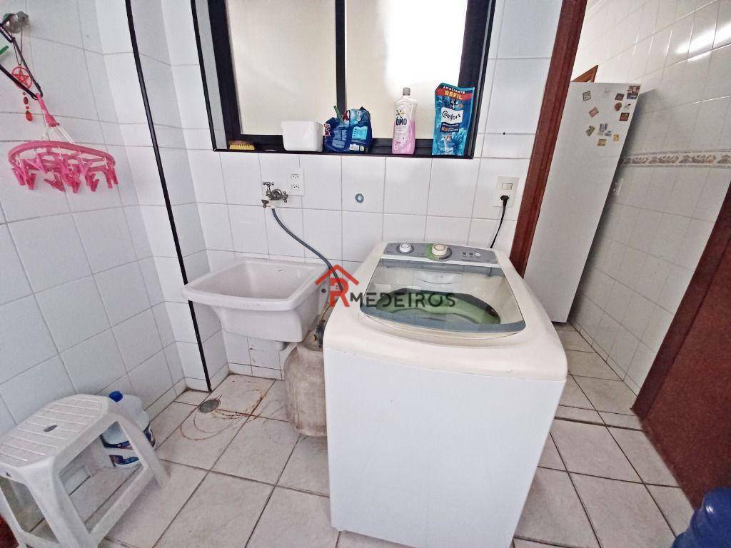 Apartamento à venda com 3 quartos, 128m² - Foto 14