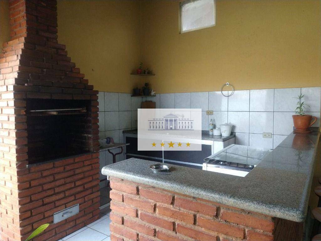 Sobrado à venda com 3 quartos, 215m² - Foto 3