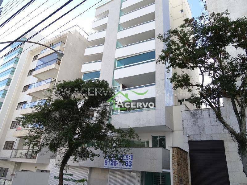 Apartamento à venda com 4 quartos, 256m² - Foto 1