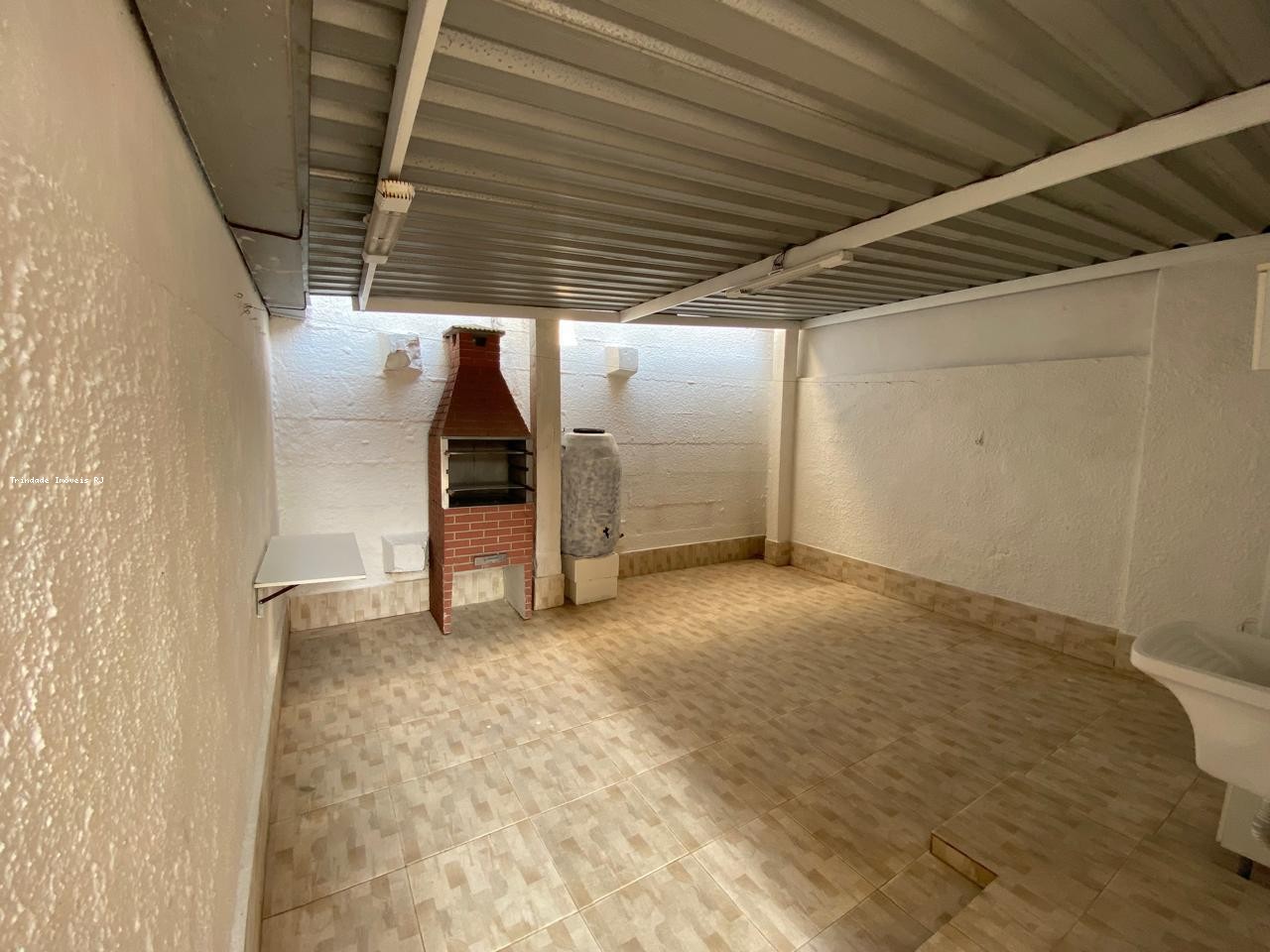 Casa para alugar com 2 quartos, 75m² - Foto 16