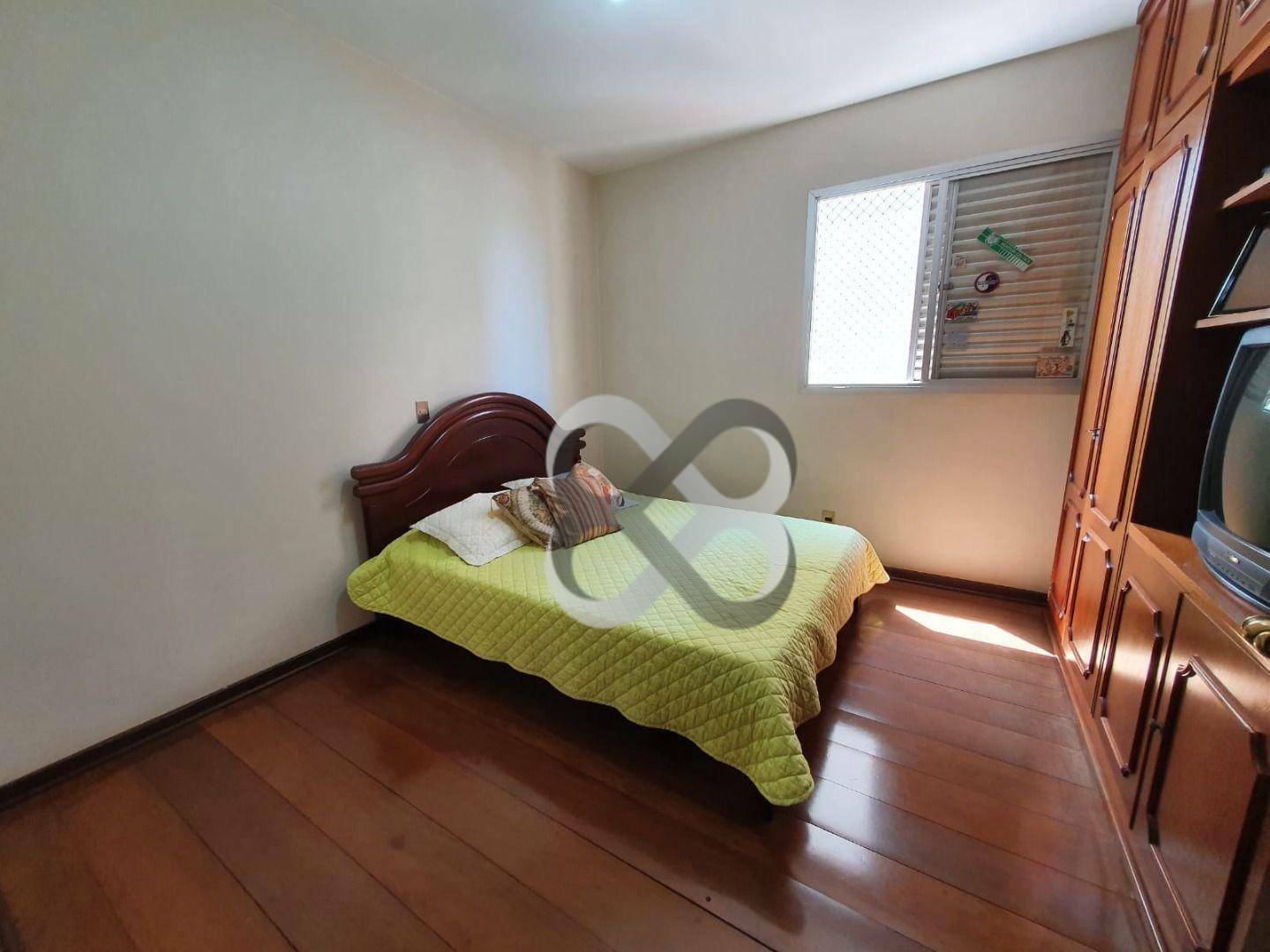 Apartamento à venda com 5 quartos, 231m² - Foto 10