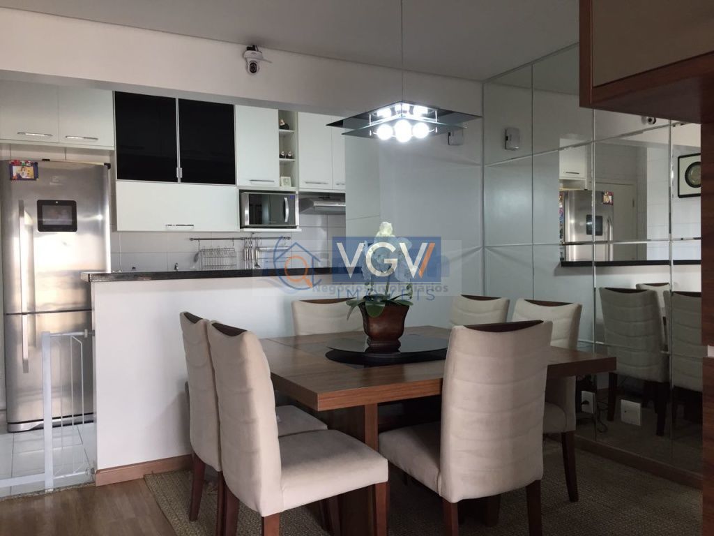 Apartamento à venda com 3 quartos, 75m² - Foto 3