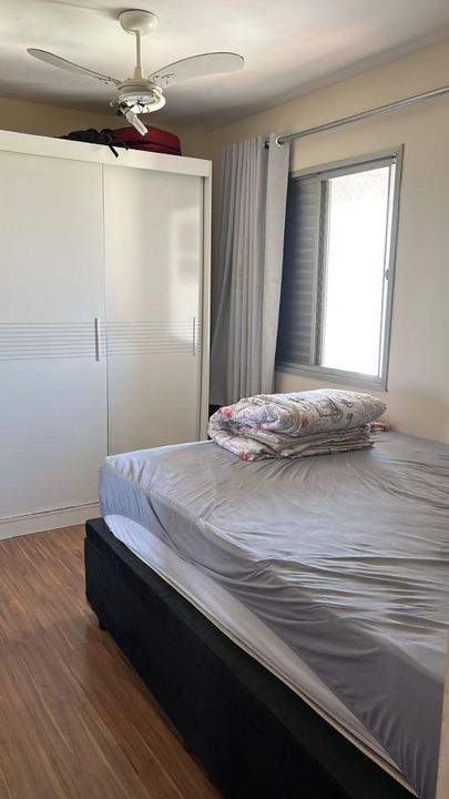 Apartamento à venda com 2 quartos, 75m² - Foto 3