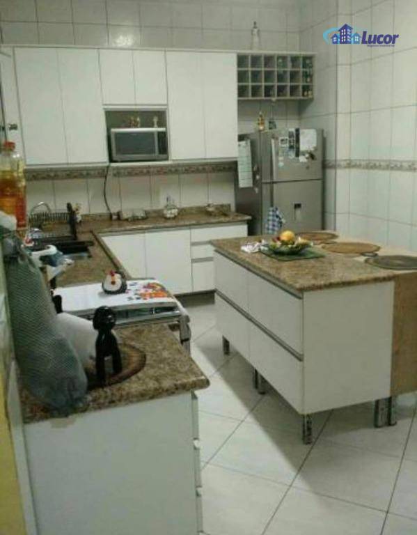 Apartamento à venda com 2 quartos, 113m² - Foto 1