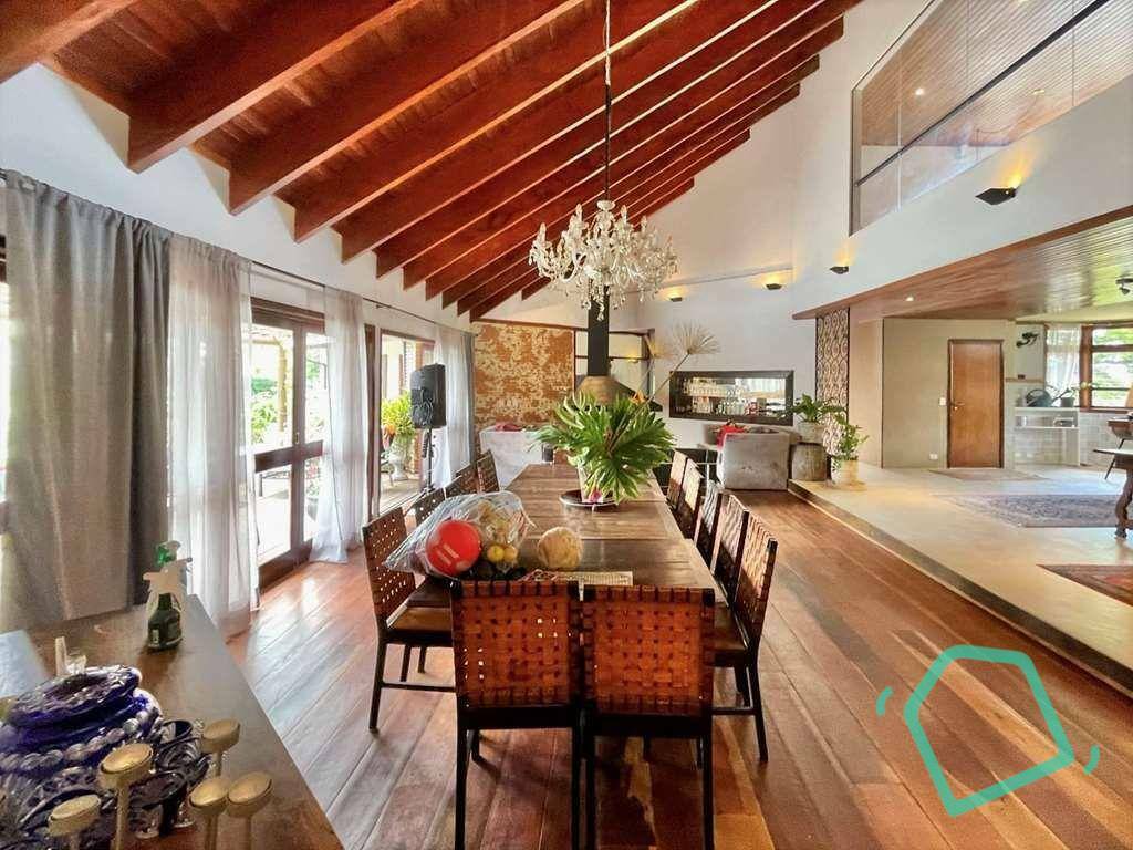 Casa de Condomínio à venda e aluguel com 5 quartos, 850m² - Foto 11