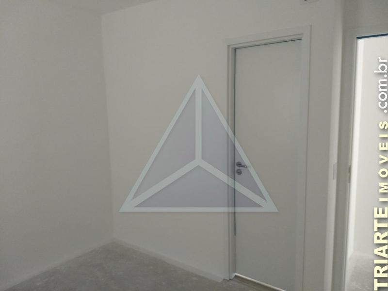 Apartamento à venda com 3 quartos, 77m² - Foto 3