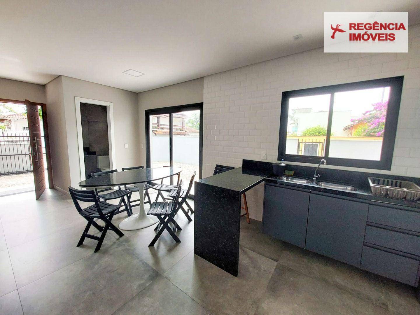 Casa à venda com 3 quartos, 95m² - Foto 5