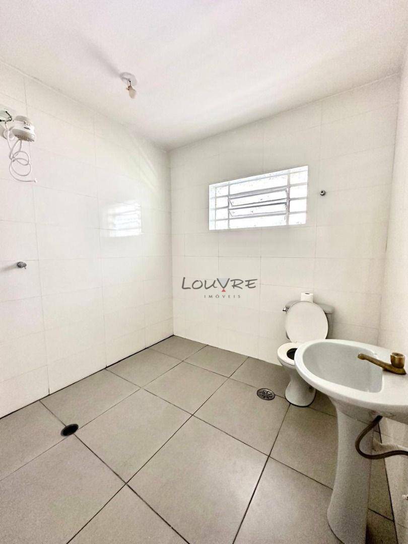 Casa à venda com 3 quartos, 216m² - Foto 15