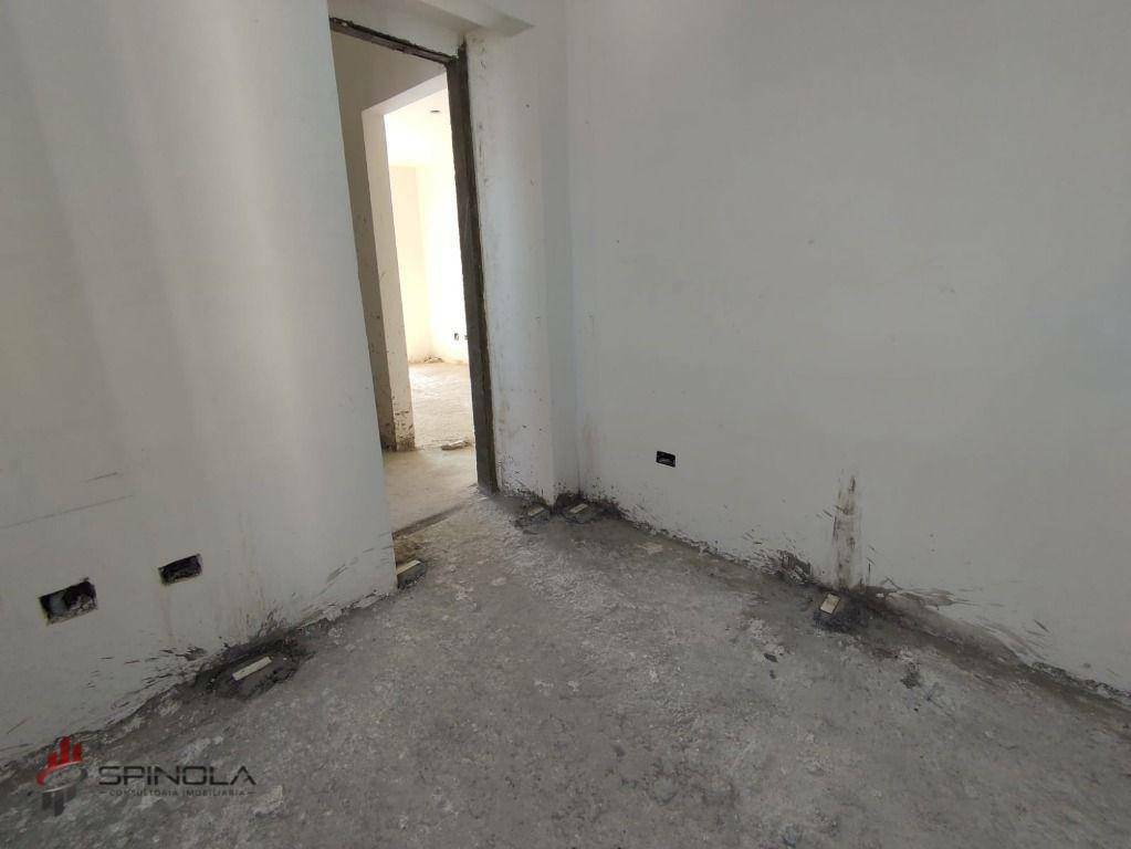 Apartamento à venda com 2 quartos, 65m² - Foto 17