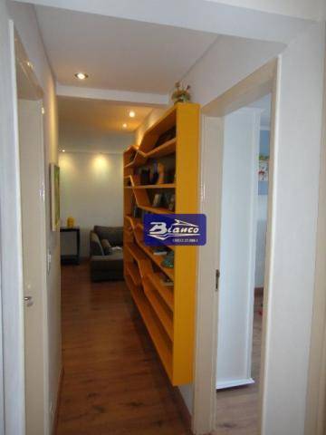 Apartamento à venda com 3 quartos, 80m² - Foto 2