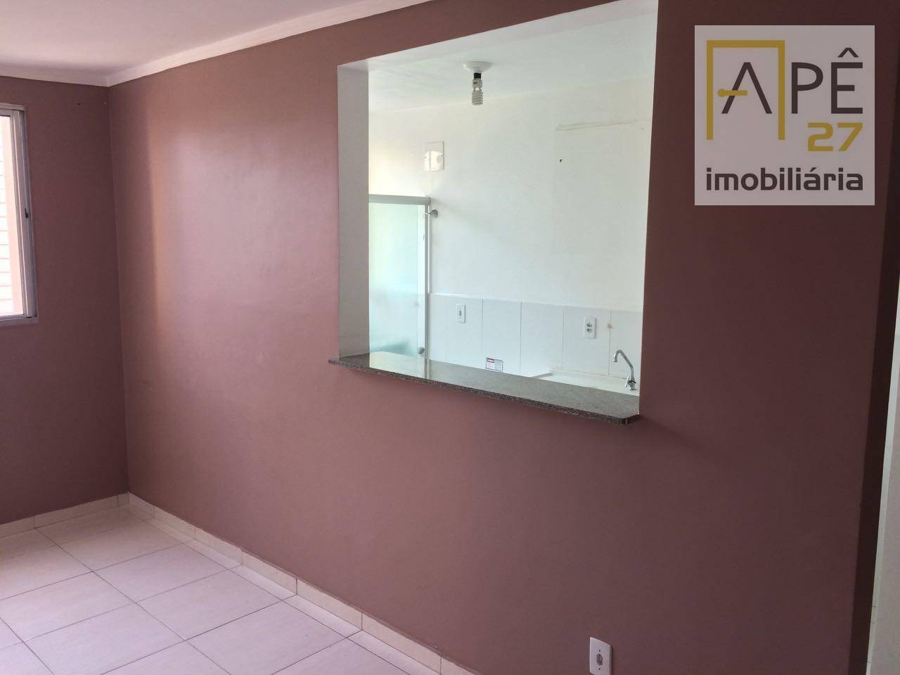 Apartamento à venda com 2 quartos, 45m² - Foto 2