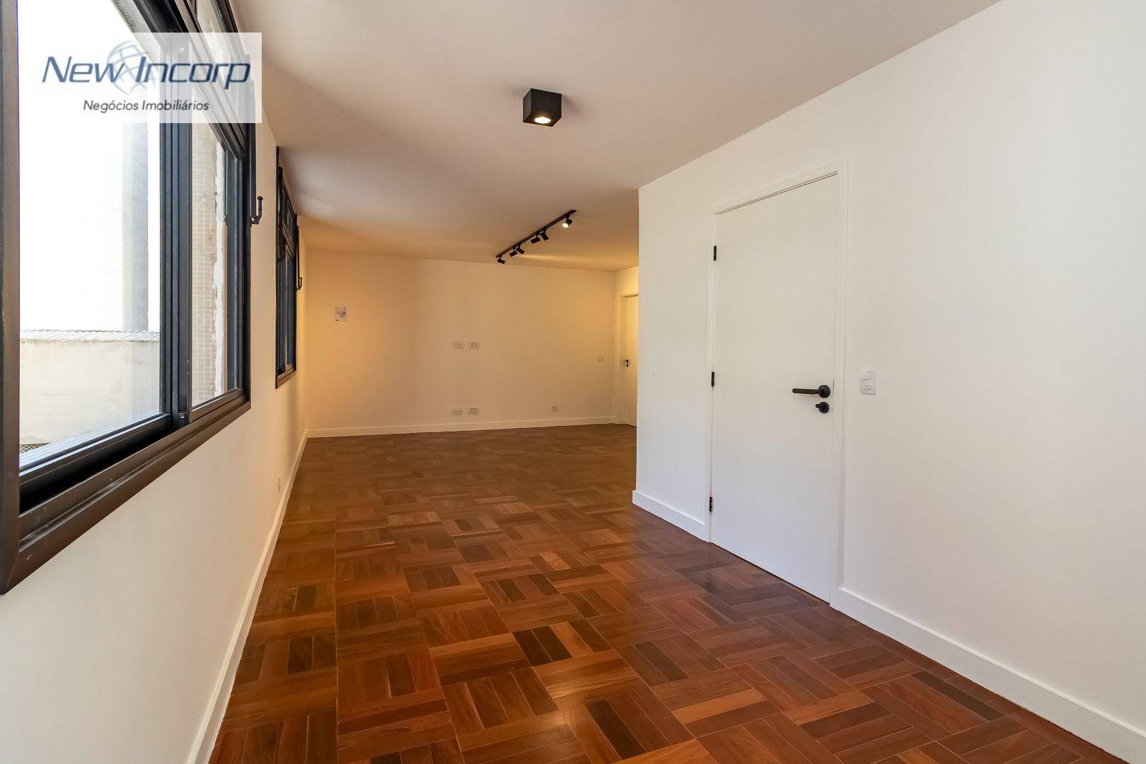 Apartamento à venda com 3 quartos, 231m² - Foto 14