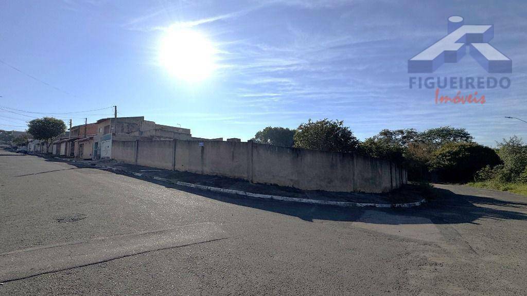 Terreno à venda, 890M2 - Foto 1