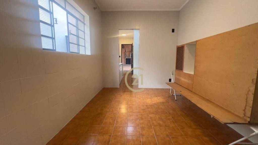 Casa à venda com 3 quartos, 167m² - Foto 6