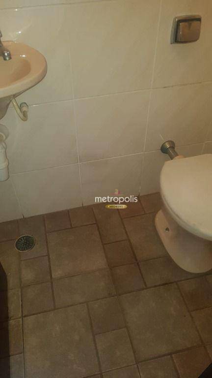 Sobrado à venda com 3 quartos, 210m² - Foto 9