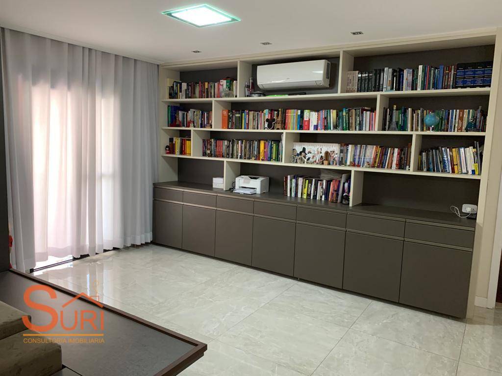 Apartamento à venda com 3 quartos, 200m² - Foto 4