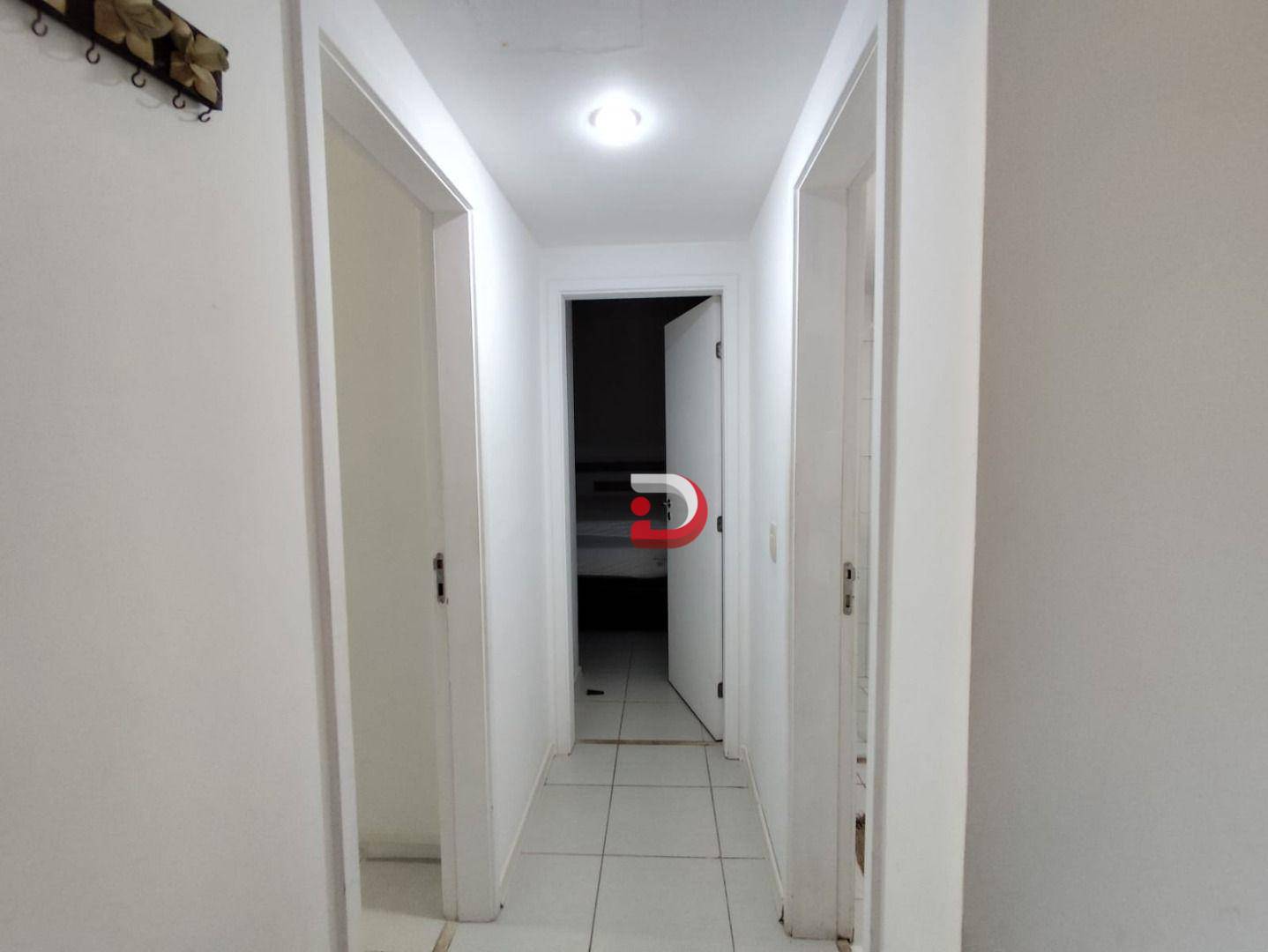 Apartamento à venda com 2 quartos, 70m² - Foto 11