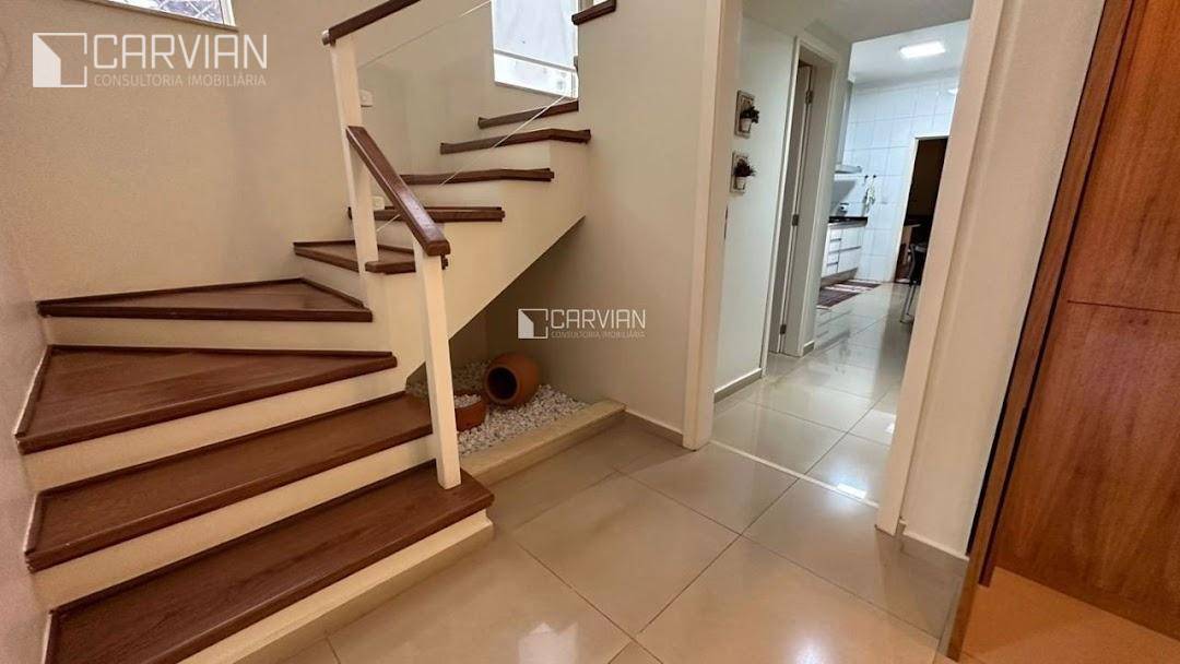 Casa de Condomínio à venda com 4 quartos, 380m² - Foto 14