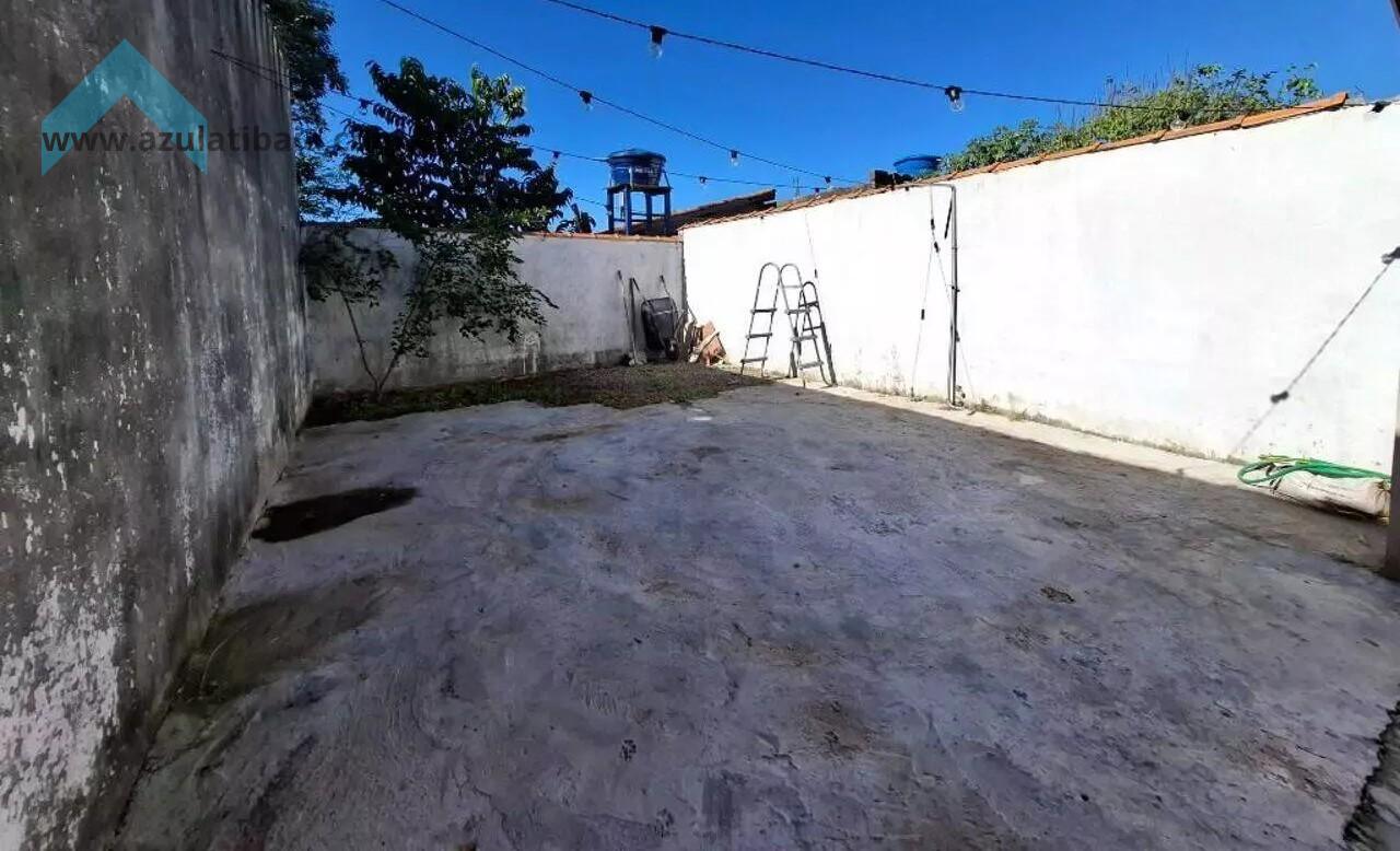 Casa à venda com 2 quartos, 195m² - Foto 11