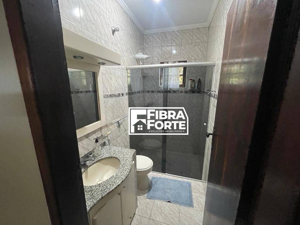 Casa à venda com 3 quartos, 274m² - Foto 13