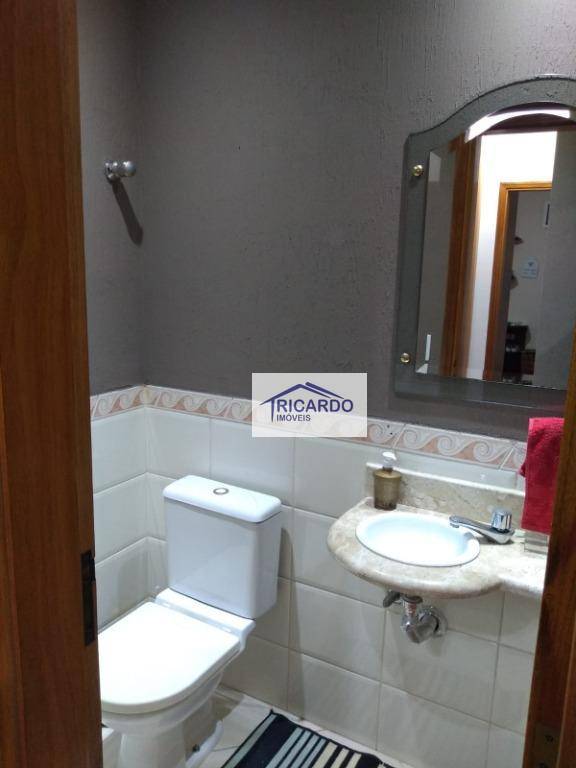 Apartamento à venda com 3 quartos, 140m² - Foto 18