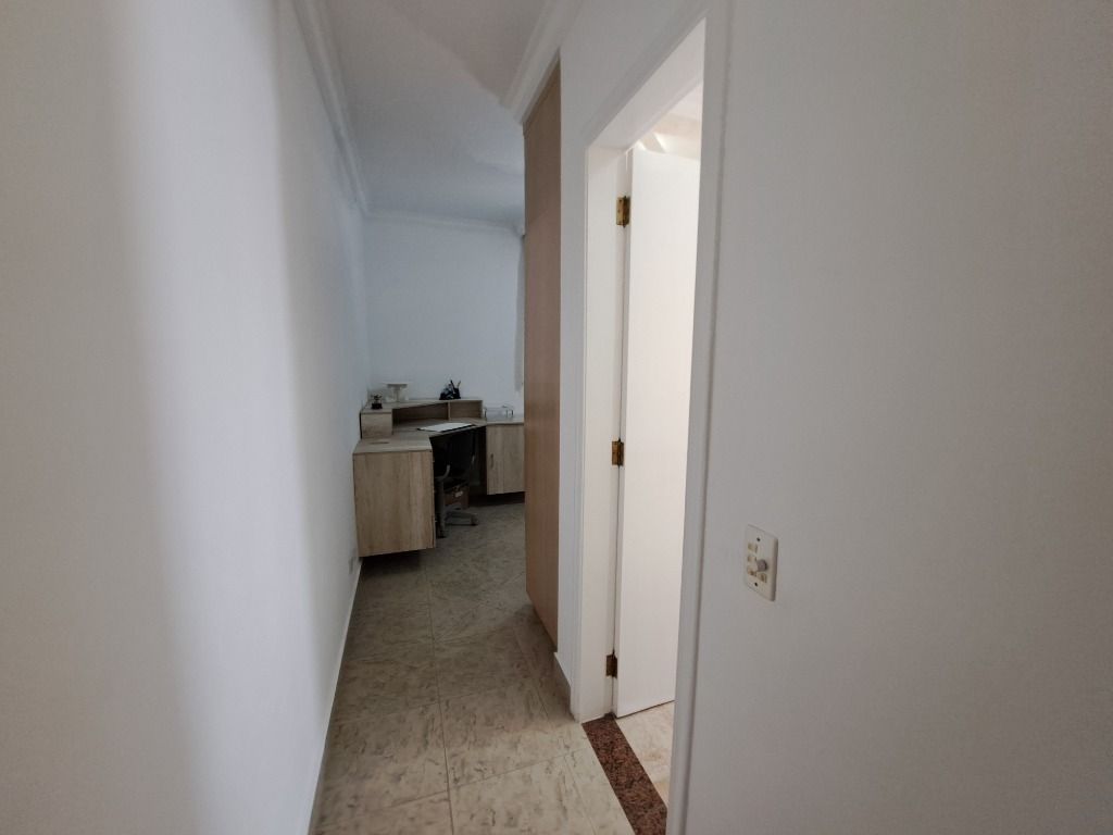 Apartamento à venda com 3 quartos, 120m² - Foto 13