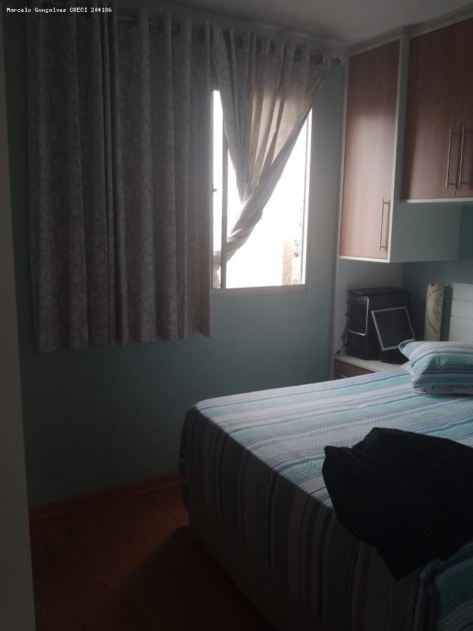 Apartamento à venda com 2 quartos, 40m² - Foto 21