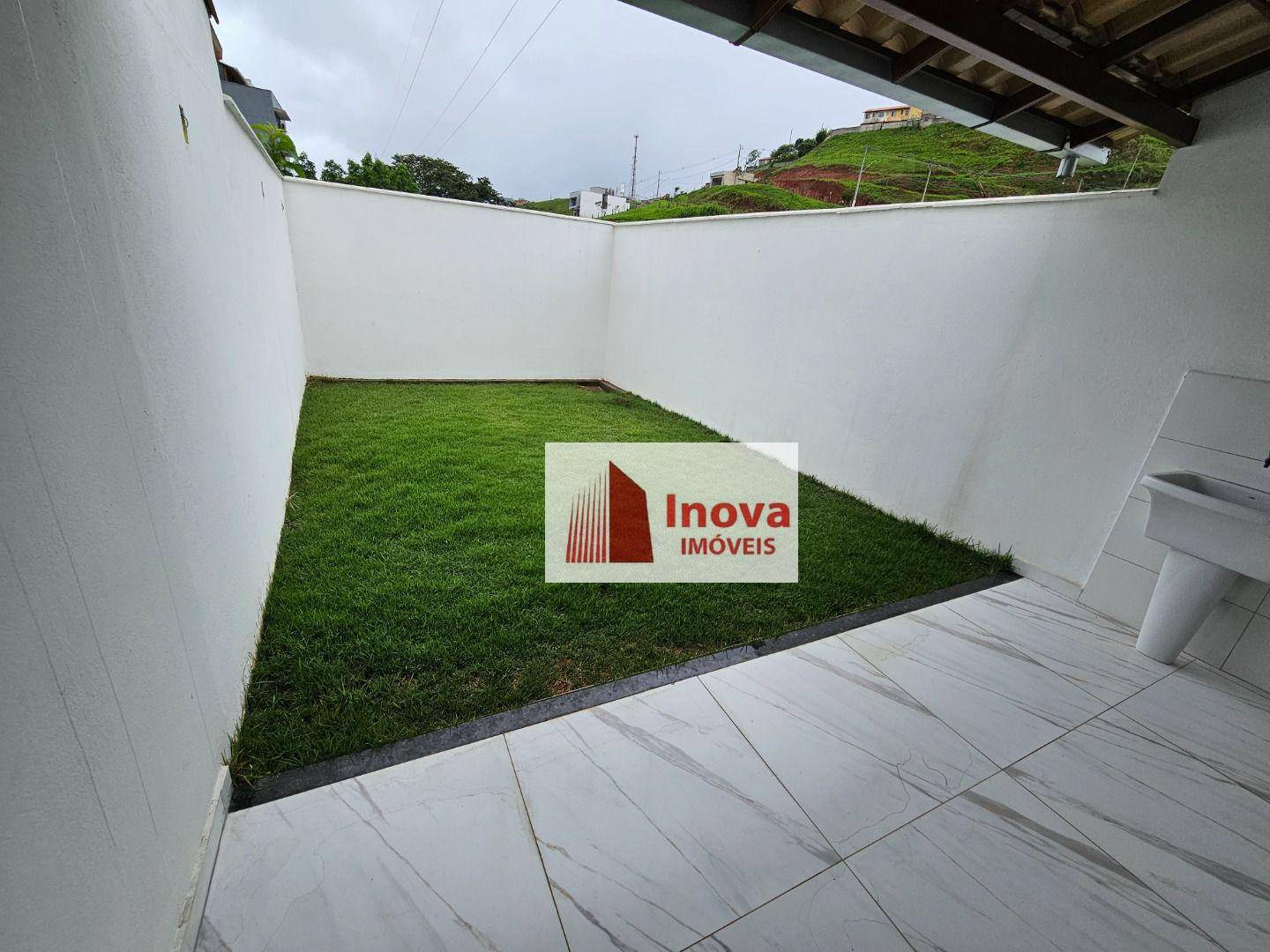 Casa à venda com 2 quartos, 100m² - Foto 11