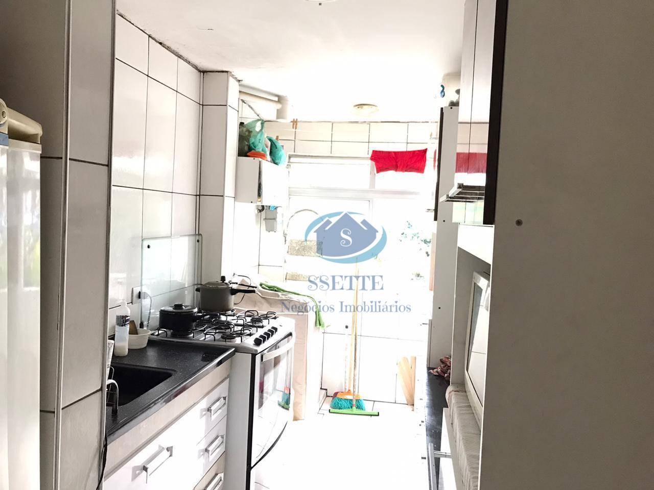 Apartamento à venda e aluguel com 2 quartos, 60m² - Foto 4