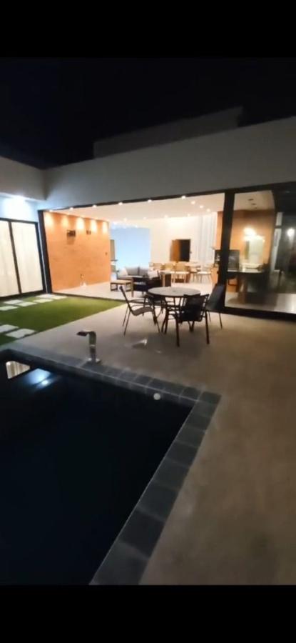 Casa de Condomínio à venda com 4 quartos, 325m² - Foto 10