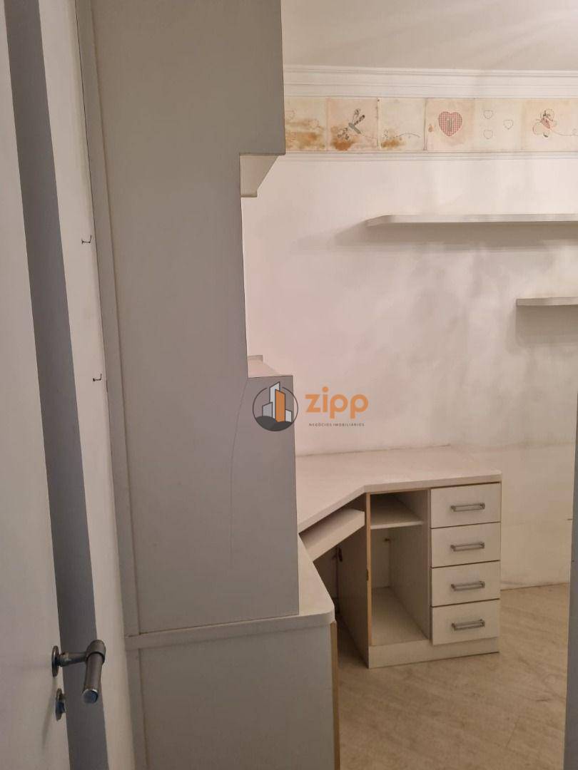 Apartamento para alugar com 3 quartos, 90m² - Foto 11